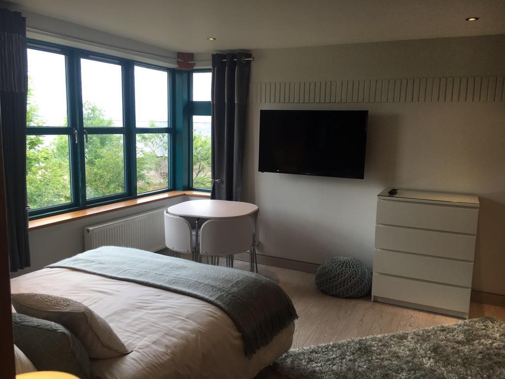 Penrith Retreats Apartment Exterior photo